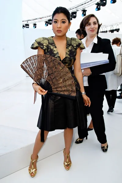 Look 12